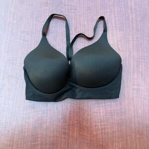 Victoria's Secret Lightly Lined Plunge Bra - 32DD - Black